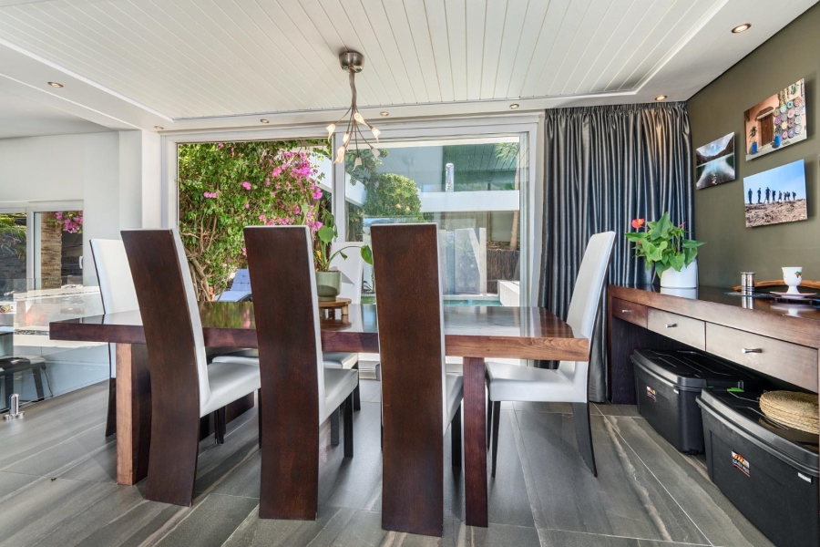 4 Bedroom Property for Sale in Tamboerskloof Western Cape